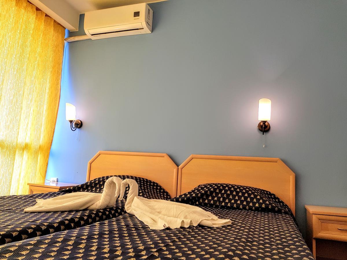 סאני ביץ' Continental Blu Hotel חדר תמונה