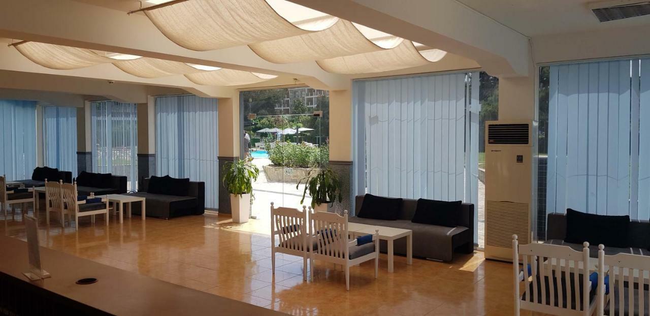 סאני ביץ' Continental Blu Hotel מראה חיצוני תמונה