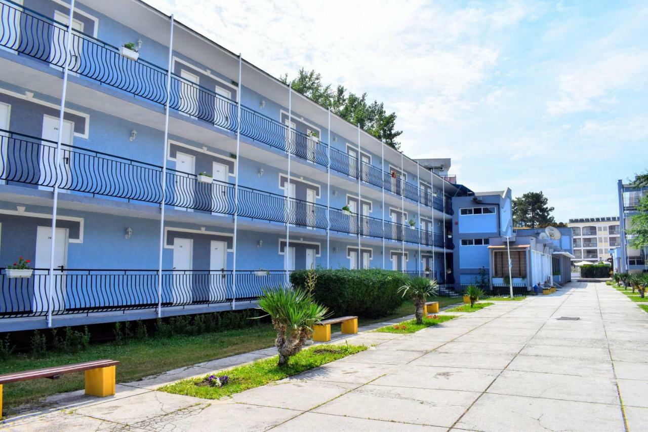 סאני ביץ' Continental Blu Hotel מראה חיצוני תמונה