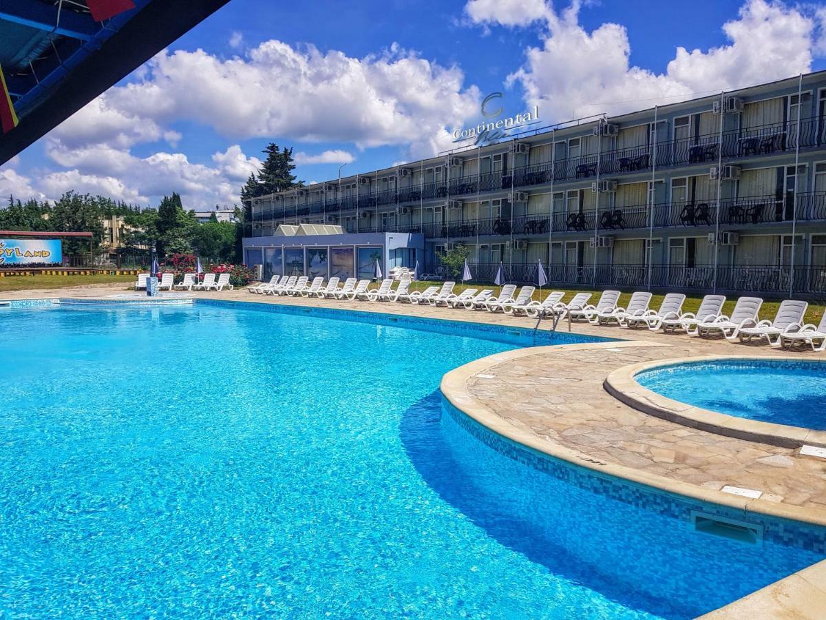 סאני ביץ' Continental Blu Hotel מראה חיצוני תמונה